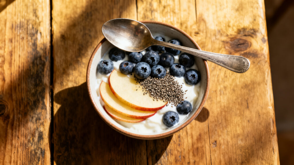Skyr avec fruits et graines de chia, collation 16 h